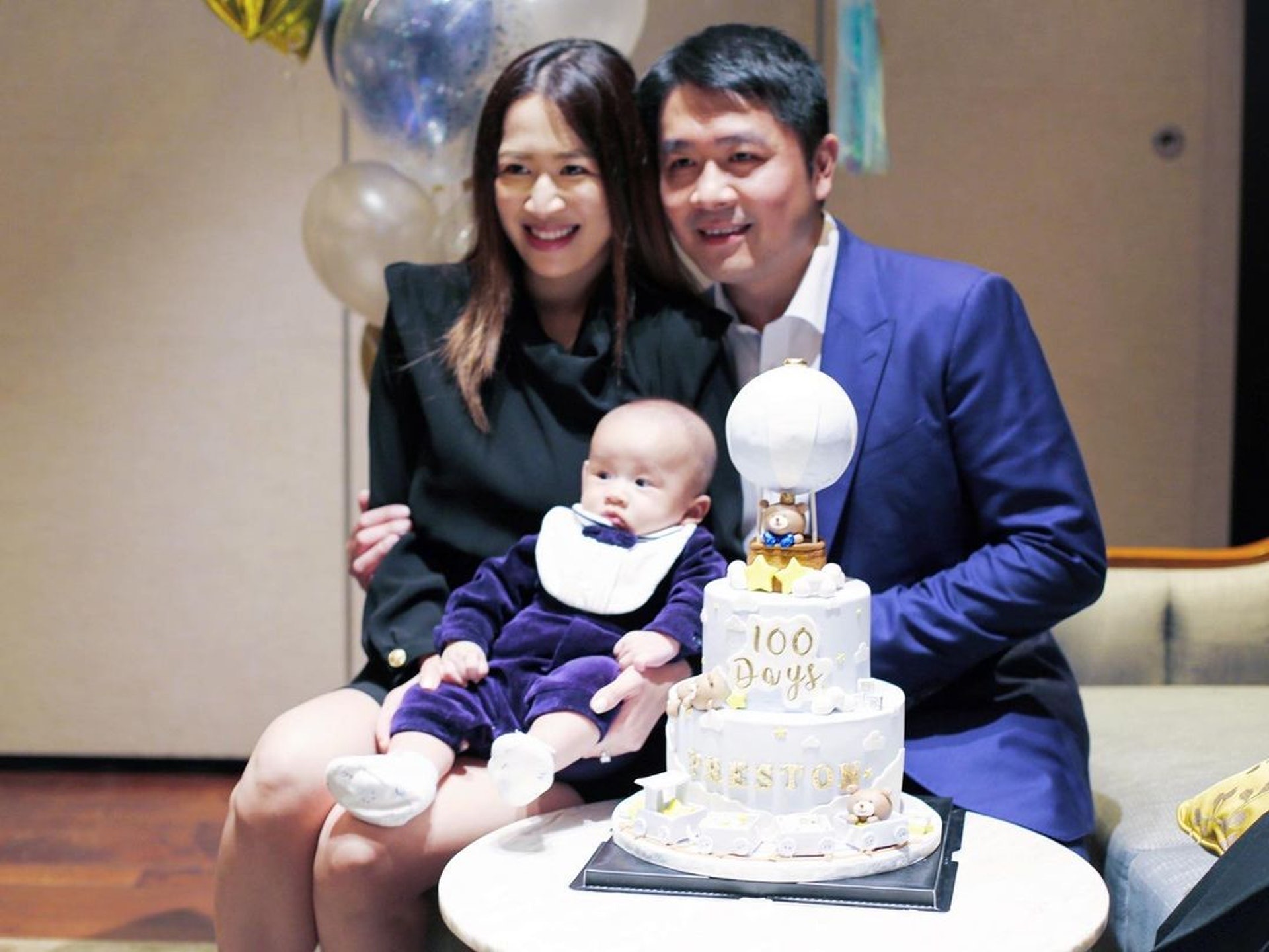 不舍！33岁TVB高学历港姐小花约满正式离巢，刚为宝宝举办百日宴