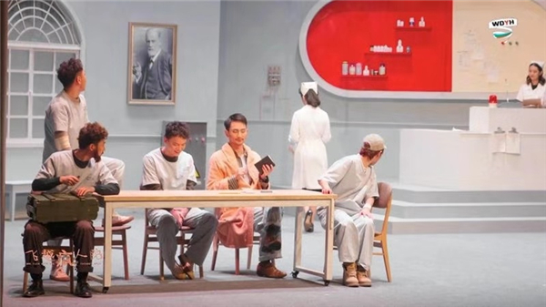 经典话剧《飞越疯人院》中国青春版在杭州成功举办